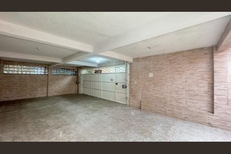 Casa para alugar com 230m², 3 quartos e 3 vagas Casa para alugar com 230m², 3 quartos e 3 vagasGaragem