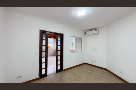 Casa para alugar com 230m², 3 quartos e 3 vagas Casa para alugar com 230m², 3 quartos e 3 vagasQuarto Suíte