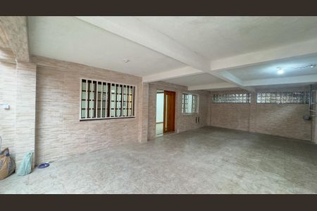 Casa para alugar com 230m², 3 quartos e 3 vagas Casa para alugar com 230m², 3 quartos e 3 vagasGaragem