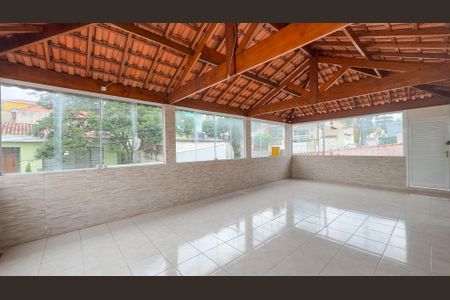 Casa para alugar com 230m², 3 quartos e 3 vagas Casa para alugar com 230m², 3 quartos e 3 vagasSacada