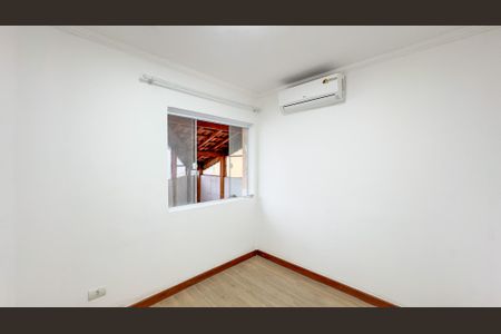 Casa para alugar com 230m², 3 quartos e 3 vagas Casa para alugar com 230m², 3 quartos e 3 vagasQuarto 3