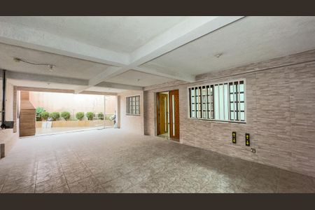 Casa para alugar com 230m², 3 quartos e 3 vagas Casa para alugar com 230m², 3 quartos e 3 vagasGaragem