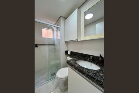 Banheiro de apartamento para alugar com 3 quartos, 54m² em Vila Marieta, Campinas