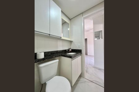 Apartamento para alugar com 54m², 3 quartos e 1 vaga Apartamento para alugar com 54m², 3 quartos e 1 vagaBanheiro