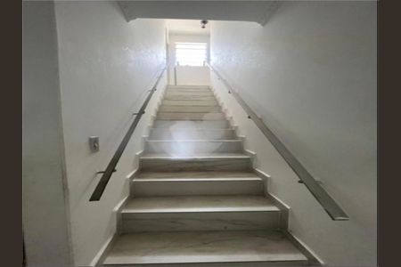 Casa à venda com 80m², 2 quartos e 2 vagas