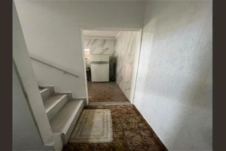 Casa à venda com 80m², 2 quartos e 2 vagas