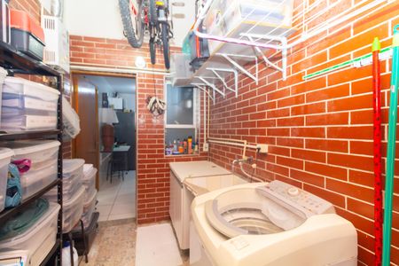 Apartamento à venda com 63m², 2 quartos e 1 vaga Apartamento à venda com 63m², 2 quartos e 1 vagaÁrea de Serviço