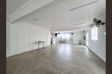 Apartamento à venda com 63m², 2 quartos e 1 vaga Apartamento à venda com 63m², 2 quartos e 1 vagaÁrea comum - Salão de festas
