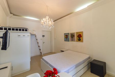 Apartamento à venda com 37m², 1 quarto e sem vaga Apartamento à venda com 37m², 1 quarto e sem vagaSala/Quarto