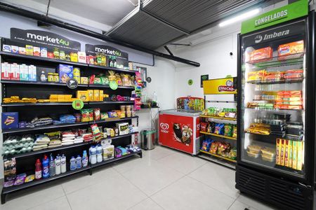 Apartamento à venda com 37m², 1 quarto e sem vaga Apartamento à venda com 37m², 1 quarto e sem vagaÁrea comum - Mercadinho