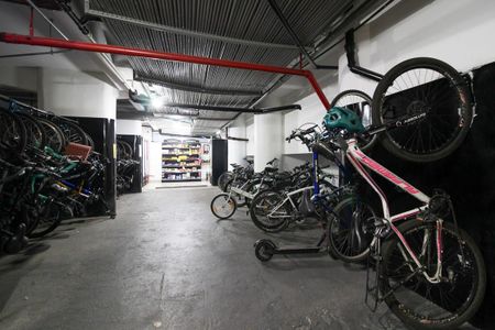 Apartamento à venda com 37m², 1 quarto e sem vaga Apartamento à venda com 37m², 1 quarto e sem vagaÁrea comum - Bicicletario
