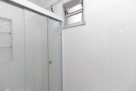 Apartamento para alugar com 43m², 2 quartos e 1 vaga Apartamento para alugar com 43m², 2 quartos e 1 vagaBanheiro