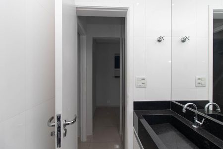 Apartamento para alugar com 43m², 2 quartos e 1 vaga Apartamento para alugar com 43m², 2 quartos e 1 vagaBanheiro