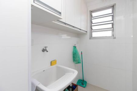 Apartamento para alugar com 43m², 2 quartos e 1 vaga Apartamento para alugar com 43m², 2 quartos e 1 vagaCozinha e Área de Serviço