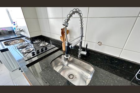 Apartamento à venda com 48m², 2 quartos e 1 vaga Apartamento à venda com 48m², 2 quartos e 1 vagaCozinha