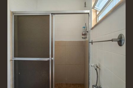 Apartamento para alugar com 47m², 2 quartos e sem vaga Apartamento para alugar com 47m², 2 quartos e sem vagaBanheiro Corredor