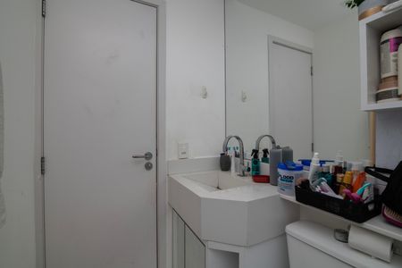 Apartamento para alugar com 46m², 2 quartos e sem vaga Apartamento para alugar com 46m², 2 quartos e sem vagaBanheiro