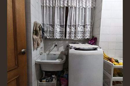Apartamento à venda com 114m², 3 quartos e 1 vagaÁrea de Serviço
