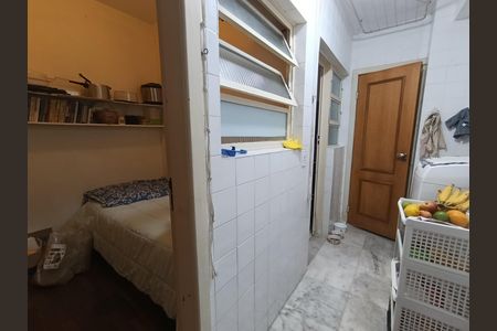 Apartamento à venda com 114m², 3 quartos e 1 vagaÁrea de Serviço