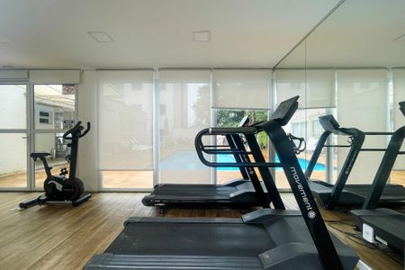 Apartamento para alugar com 48m², 2 quartos e 1 vaga Apartamento para alugar com 48m², 2 quartos e 1 vagaÁrea comum - Academia