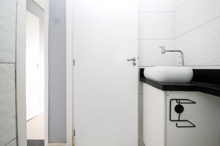 Apartamento para alugar com 48m², 2 quartos e 1 vaga Apartamento para alugar com 48m², 2 quartos e 1 vagaBanheiro