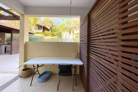 Casa de condomínio à venda com 300m², 3 quartos e sem vaga Casa de condomínio à venda com 300m², 3 quartos e sem vagaÁrea de Serviço