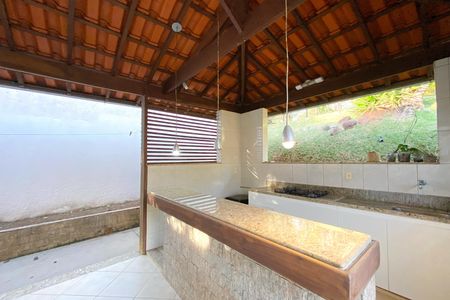 Casa de condomínio à venda com 300m², 3 quartos e sem vaga Casa de condomínio à venda com 300m², 3 quartos e sem vagaEspaço Gourmet