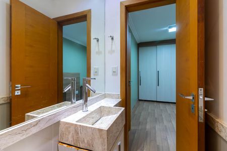 Casa para alugar com 156m², 3 quartos e 4 vagasBanheiro da Suíte 3