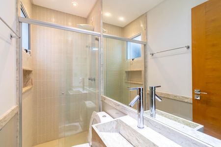 Casa para alugar com 156m², 3 quartos e 4 vagasBanheiro da Suíte 3