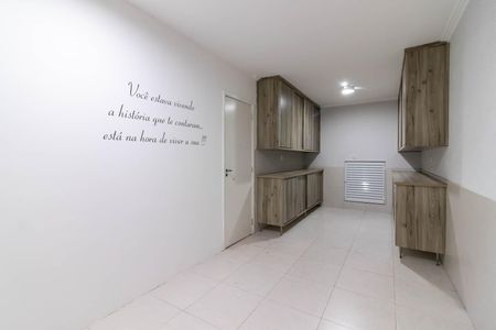 Casa para alugar com 156m², 3 quartos e 4 vagasGaragem - Salão