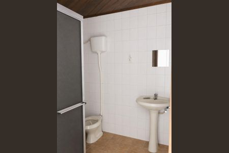 Banheiro de kitnet/studio para alugar com 1 quarto, 35m² em Rio Branco, Novo Hamburgo