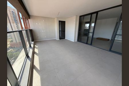 Apartamento à venda com 177m², 4 quartos e 2 vagasFoto 02