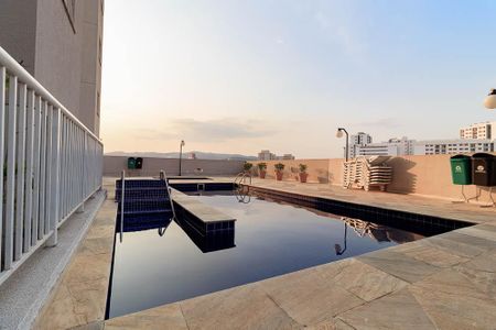 Apartamento para alugar com 43m², 2 quartos e 1 vaga Apartamento para alugar com 43m², 2 quartos e 1 vagaÁrea comum - Piscina
