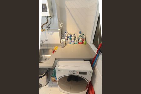 Apartamento para alugar com 43m², 2 quartos e 1 vaga Apartamento para alugar com 43m², 2 quartos e 1 vagaÁrea de Serviço