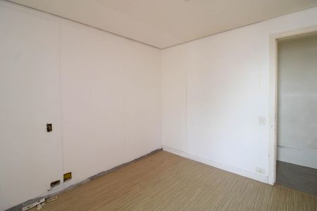 Apartamento à venda com 220m², 5 quartos e 4 vagasSuíte 1