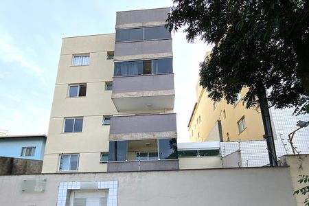 Apartamento à venda com 109m², 3 quartos e 2 vagas Apartamento à venda com 109m², 3 quartos e 2 vagasFachada