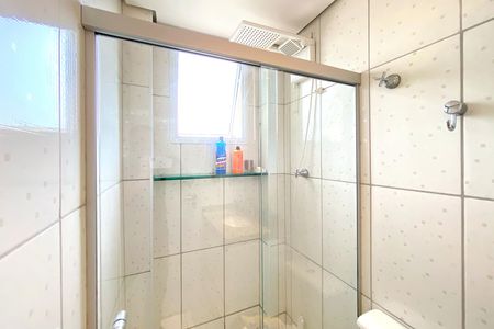 Apartamento à venda com 109m², 3 quartos e 2 vagas Apartamento à venda com 109m², 3 quartos e 2 vagasBanheiro da Suíte