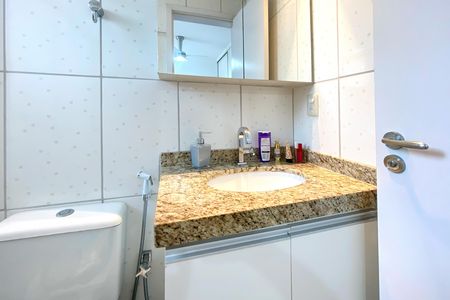 Apartamento à venda com 109m², 3 quartos e 2 vagas Apartamento à venda com 109m², 3 quartos e 2 vagasBanheiro da Suíte