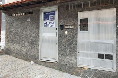 Casa para alugar com 158m², 2 quartos e sem vaga Casa para alugar com 158m², 2 quartos e sem vagaFachada