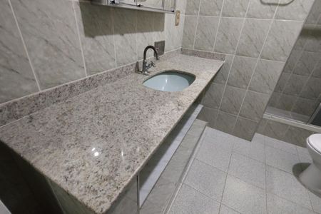 Casa para alugar com 158m², 2 quartos e sem vaga Casa para alugar com 158m², 2 quartos e sem vagaBanheiro Social