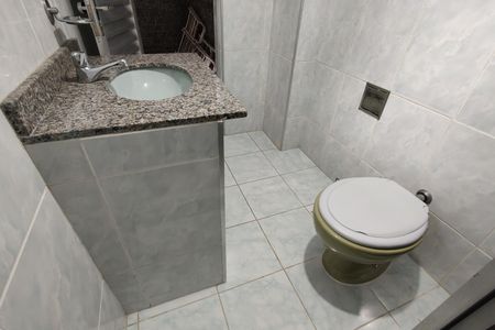 Casa para alugar com 158m², 2 quartos e sem vaga Casa para alugar com 158m², 2 quartos e sem vagaBanheiro Social 2
