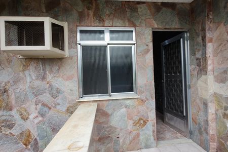 Casa para alugar com 158m², 2 quartos e sem vaga Casa para alugar com 158m², 2 quartos e sem vagaVaranda