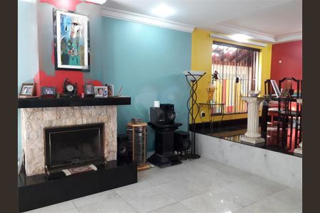 Casa à venda com 4 quartos, 300m² em Vila Santa Terezinha (Zona Norte), São Paulo