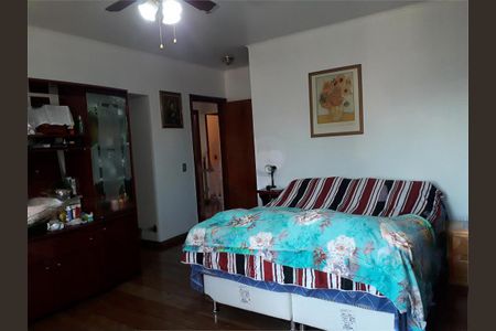 Casa à venda com 4 quartos, 300m² em Vila Santa Terezinha (Zona Norte), São Paulo
