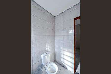 Apartamento para alugar com 45m², 2 quartos e sem vagaBanheiro