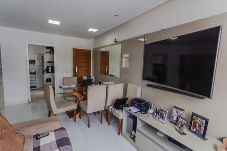 Sala de apartamento para alugar com 3 quartos, 67m² em Fernão Dias, Belo Horizonte