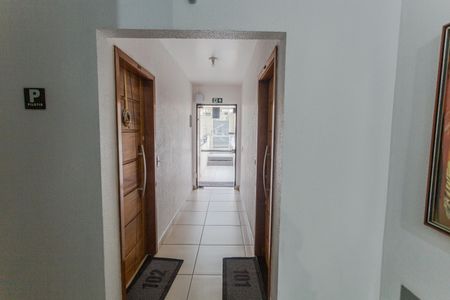 Apartamento para alugar com 67m², 3 quartos e 1 vaga Apartamento para alugar com 67m², 3 quartos e 1 vagaHall de entrada