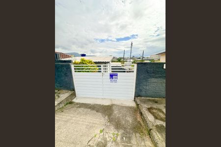 Casa para alugar com 60m², 1 quarto e sem vagaPlaquinha