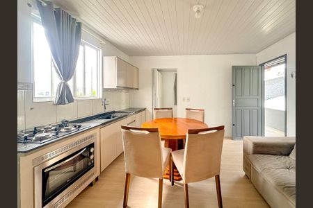 Casa para alugar com 60m², 1 quarto e sem vagaSala
