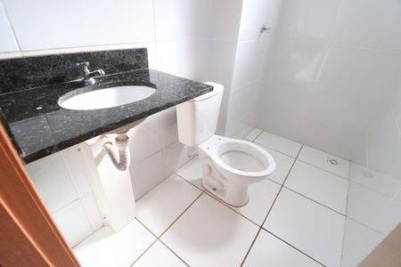 Apartamento para alugar com 53m², 2 quartos e 1 vagaBanheiro do Quarto 2